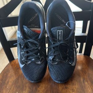 Nike Metcon 7. Worn 3 times.  Men’s 8 or women’s 9.5